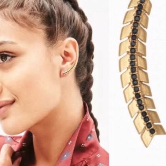 :: Stella & Dotโ๏ธ๐Gilded Path Ear Climbers - Picture 3 of 5